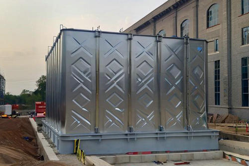 屋頂安裝的安陽(yáng)鍍鋅板水箱如何選擇合適的抗震支架？